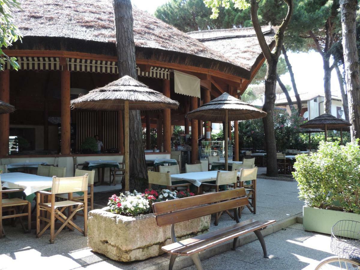 Victoria Mobilehome In Camping Mare E Pineta Лидо-ди-Спина Экстерьер фото