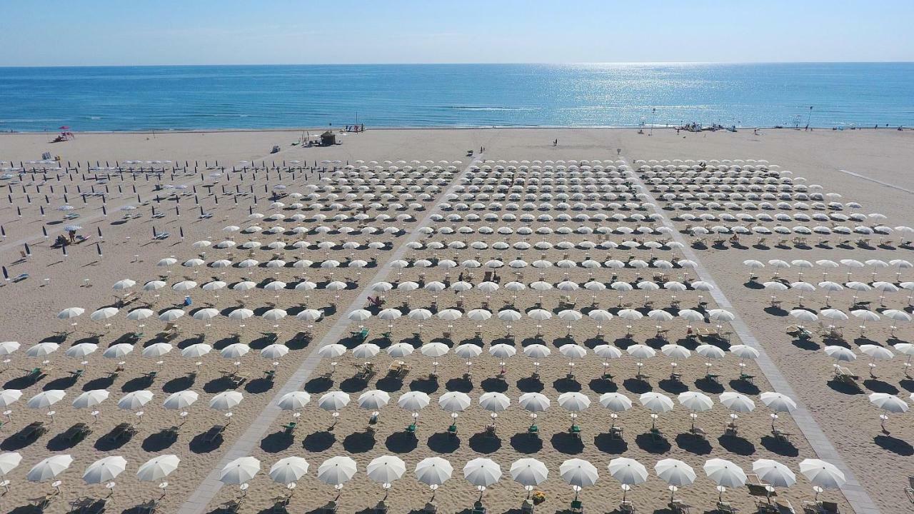 Victoria Mobilehome In Camping Mare E Pineta Лидо-ди-Спина Экстерьер фото